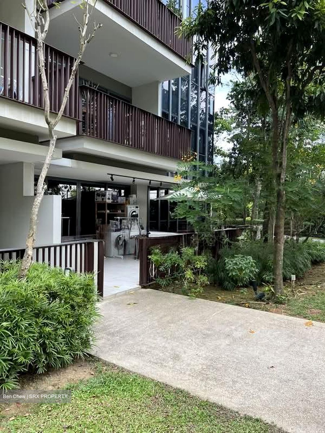 Lakeville (D22), Condominium #588662181